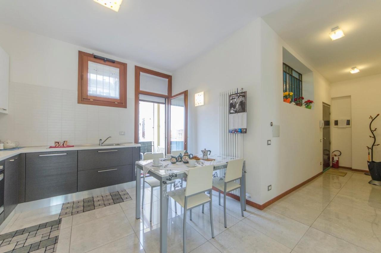 Residenza Leon D'Oro Apartment เวนิส ภายนอก รูปภาพ